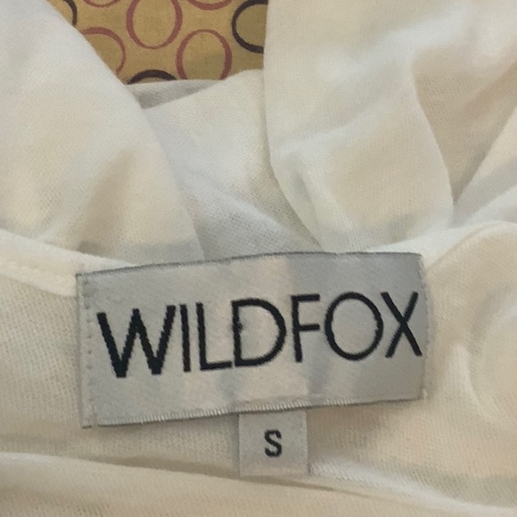 WILDFOX -Sheer Coverup- Small- Adjustable Straps- WILDFOX in Heart- Like New - Picture 6 of 6